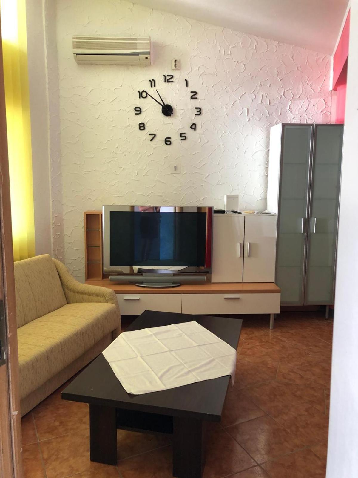 Apartmani Cesarica Karlobag Phòng bức ảnh
